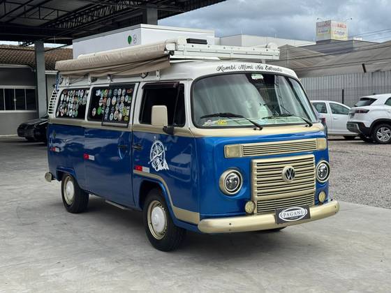 VOLKSWAGEN KOMBI 1.4 MI FURGÃO 8V FLEX 3P MANUAL